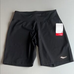 Saucony NWT Cha Cha Long 11” Short